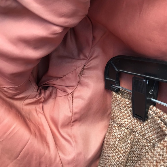 😍 Vintage fur lined suits - tweed to boot! - Picture 8 of 11